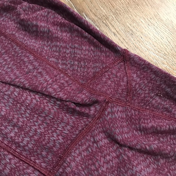 Lululemon Wunder Under Crop - Picture 7 of 9